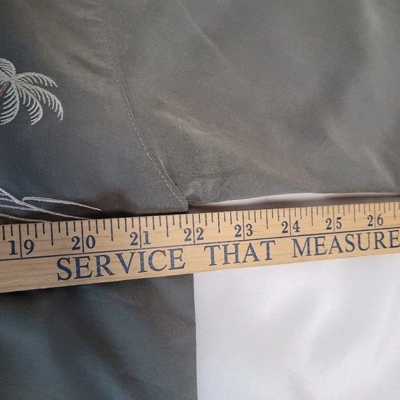 Time Out Men's Short Sleeve Palm Tree Pineapple Embroidered Button Up Size M - Picture 8 of 9